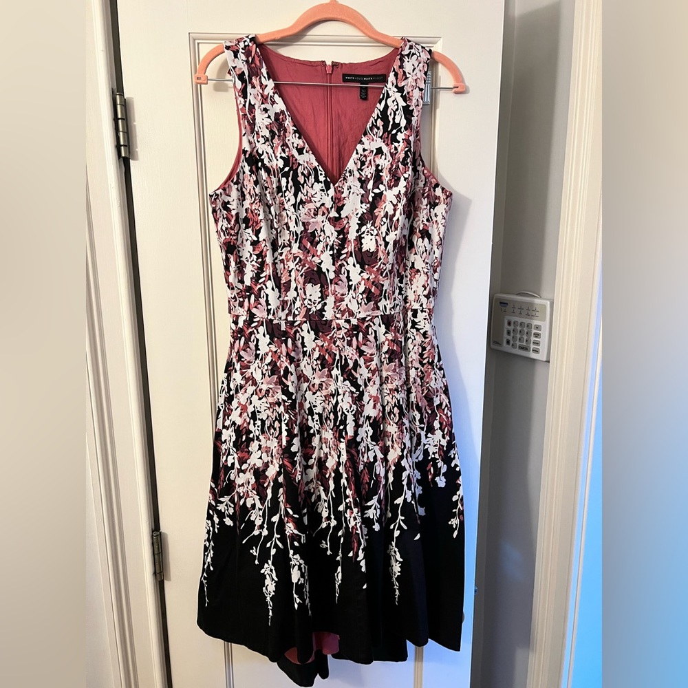 Floral dress with pockets